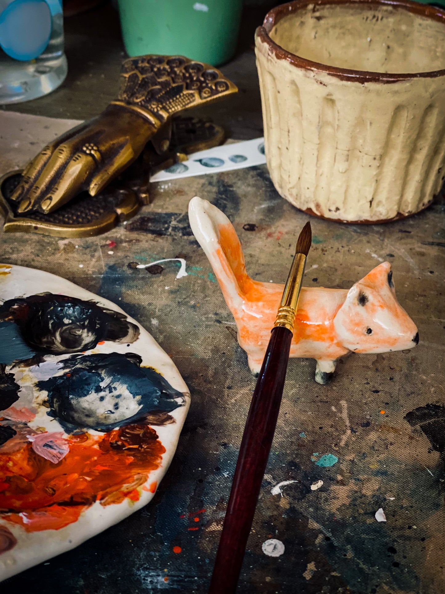 RED FOX #02 - ARTISTS BRUSH AND PENCIL HOLDER