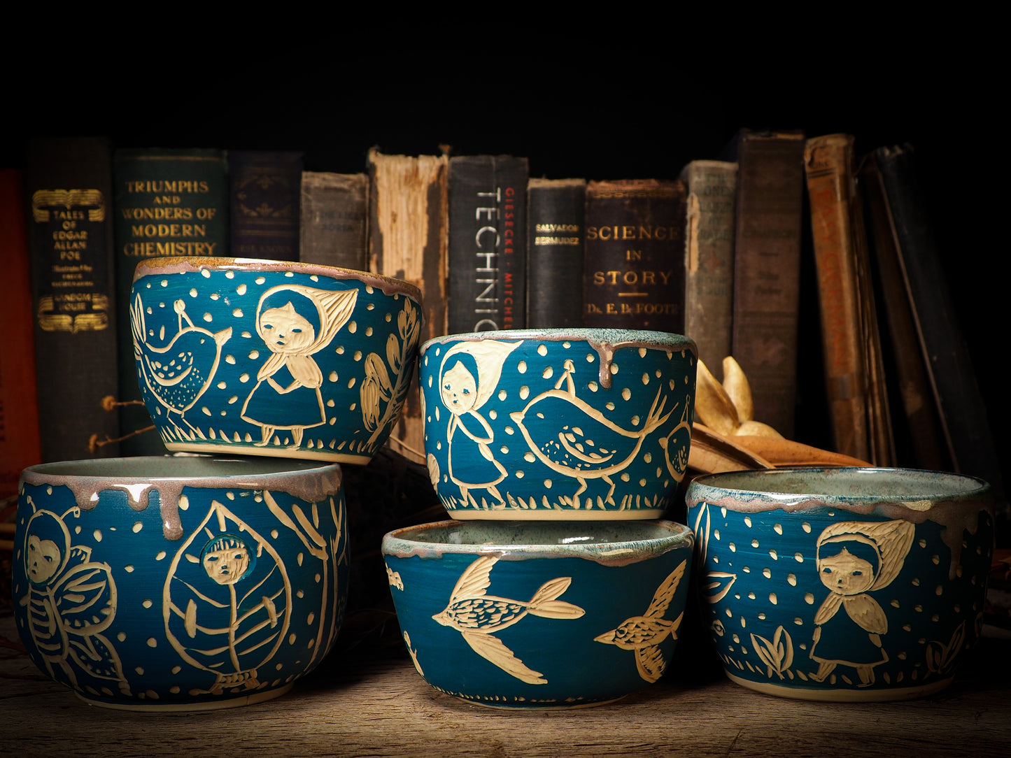 You are looking at original handmade fire glazed stoneware ceramic piece with sgraffito bird and peasant girl motifs in a deep aquamarine color by Idania Salcido, the artist behind Danita Art. Each original Danita Art ceramics piece is unique and special and cannot be repeated. You are getting a one of a kind work of art to display, or use it as one of your favorite home decorations.