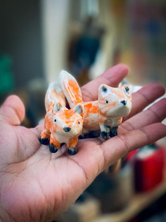 RED FOX #02 - ARTISTS BRUSH AND PENCIL HOLDER