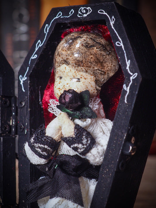 ROSSLYN THE DOLL