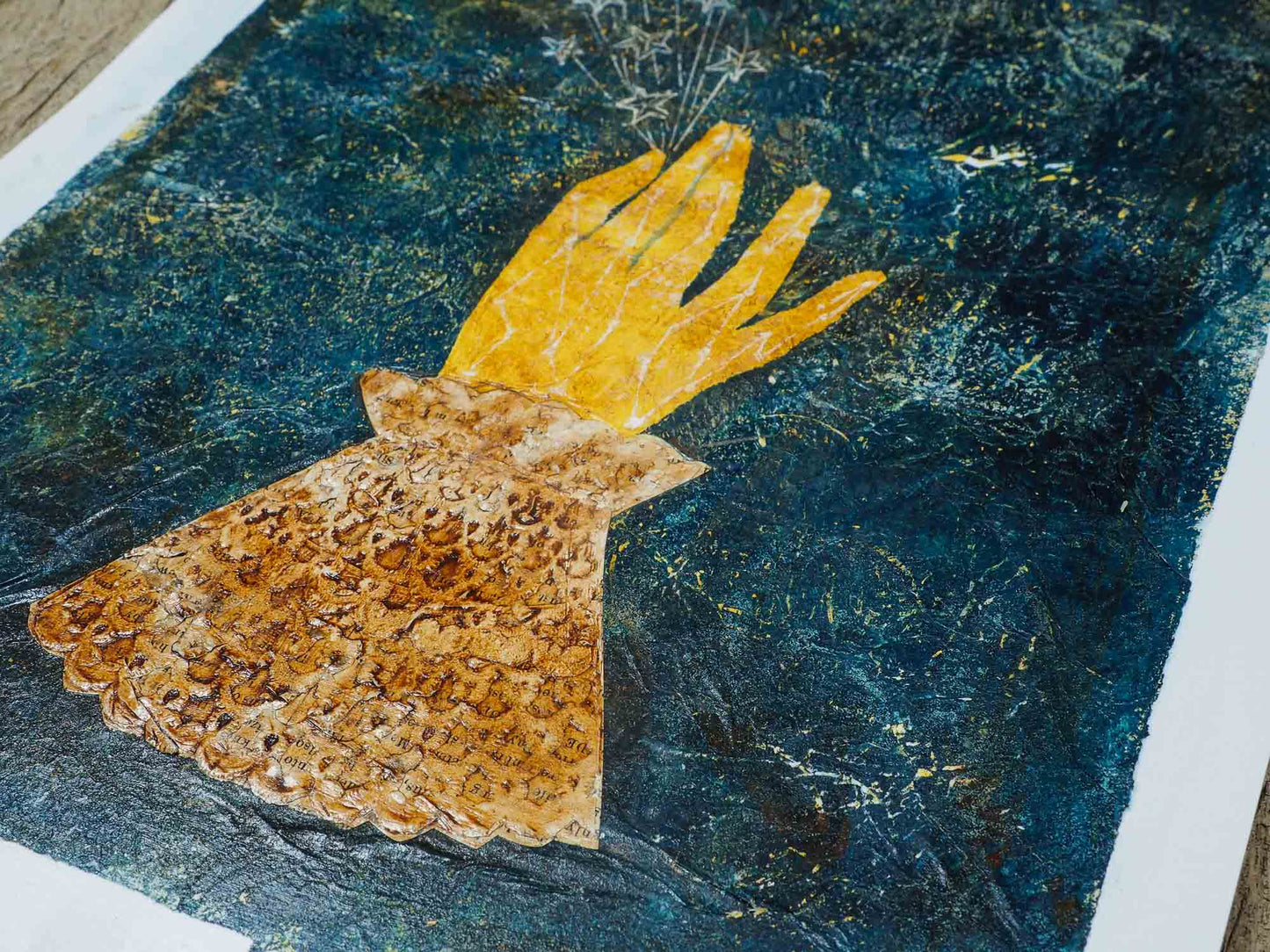 THE HAND OF THE STARS