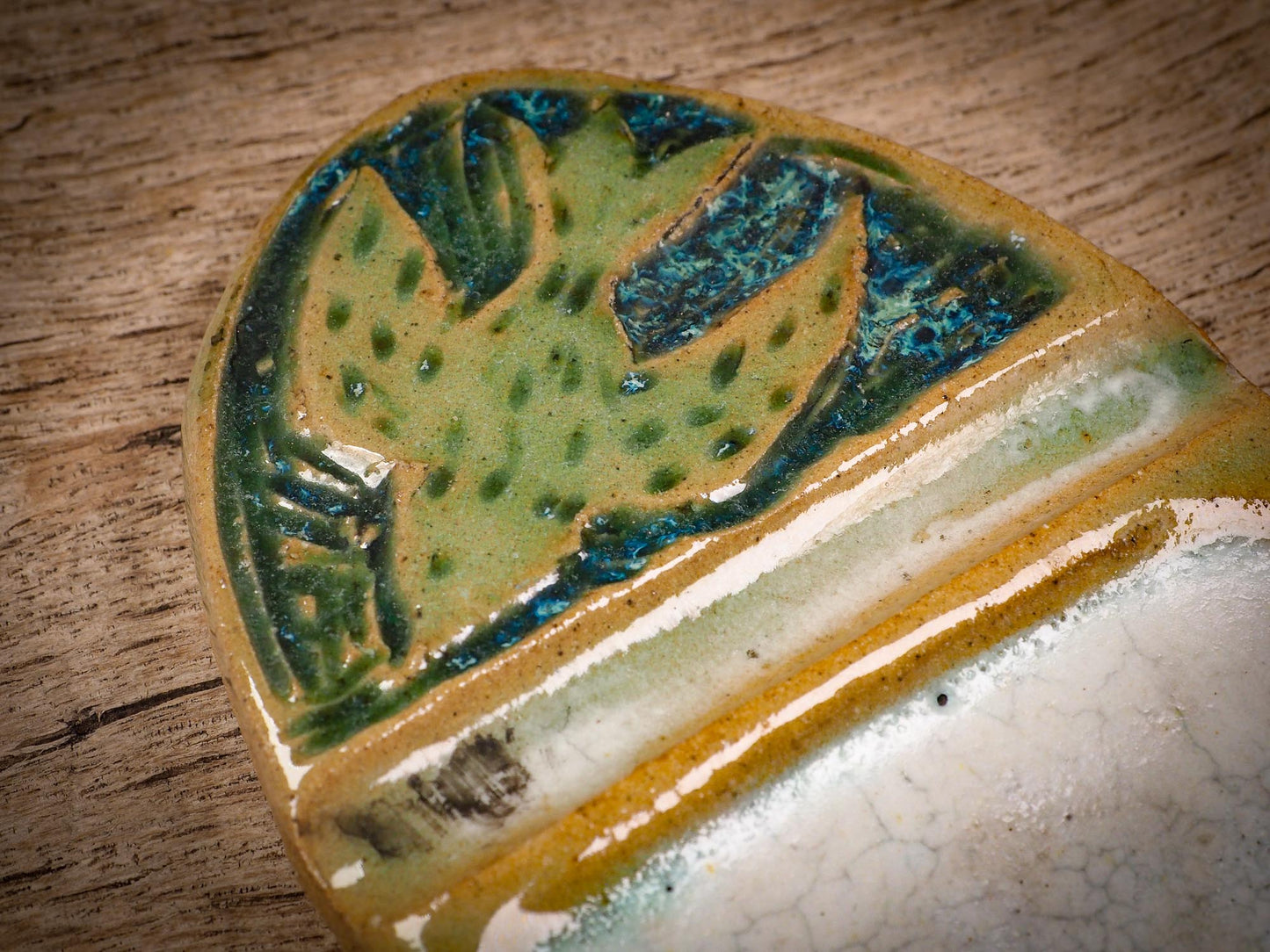 Original handmade ceramic artist paint color palettes by Idania Salcido, Danita Art. A unique work of ceramic art designed and hand built Idania Salcido. A beautiful handmade touch to any artist's studio with handmade glazed ceramic good for watercolors acrylics inks and oil paints. Clean with water or mineral spirits.