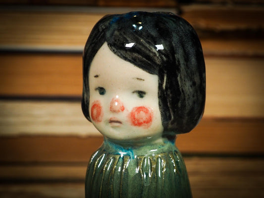 Original handmade ceramic artist brush and pencil holder by Idania Salcido, Danita Art. A unique ceramic artwork designed and hand built Idania Salcido. A beautiful handmade touch to any artist's studio with handmade glazed ceramic good for watercolors acrylics inks and oil paints. Clean with water or mineral spirits.