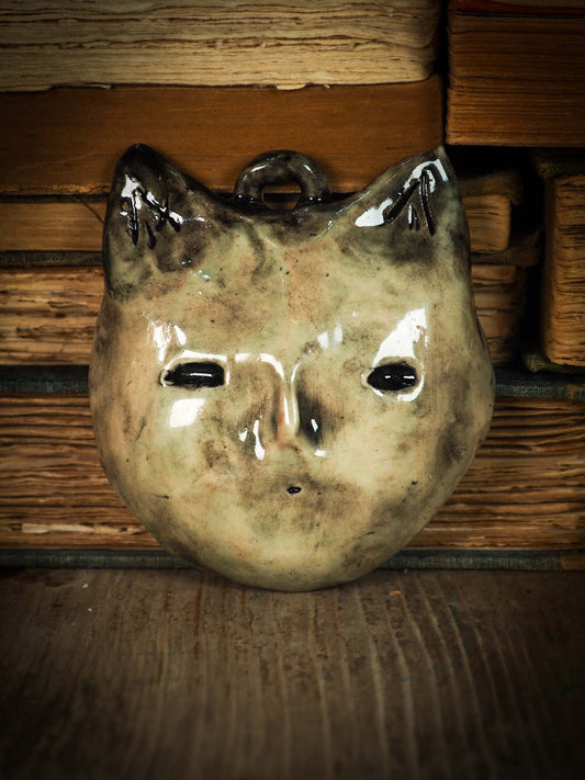 Original handmade ceramic decorative head bust figurine by Idania Salcido, Danita Art. A unique ceramic artwork designed, hand sculpted and fire glazed on my studio. Beautiful handmade touch for any home, this unique original figurine will highlight and match a personal home decoration style, vintage, eclectic, modern.