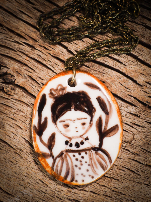 FRIDA CERAMIC PENDANT