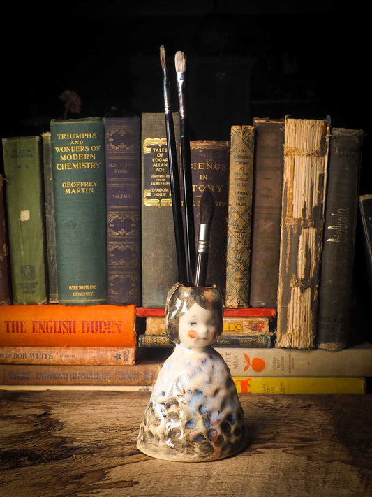 Original handmade ceramic artist paint color palettes by Idania Salcido, Danita Art. A unique work of ceramic art designed and hand built Idania Salcido. A beautiful handmade touch to any artist's studio with handmade glazed ceramic good for watercolors acrylics inks and oil paints. Clean with water or mineral spirits.