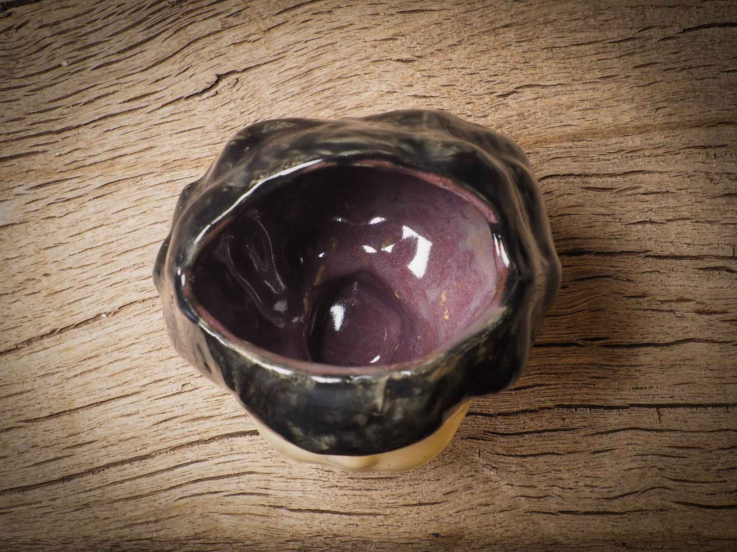 Original handmade ceramic artist brush and pencil holder by Idania Salcido, Danita Art. A unique ceramic artwork designed and hand built Idania Salcido. A beautiful handmade touch to any artist's studio with handmade glazed ceramic good for watercolors acrylics inks and oil paints. Clean with water or mineral spirits.