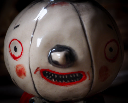 Fire glazed ceramic figurine by Idania Salcido, Danita Art. On Halloween, Danita creates spooky cute hand made ceramic figures to decorate your home in the scariest holiday of the year. Ghosts, witches, ghouls, vampires, black cats and other creatures of the night come to life in glazed ceramic home decor.