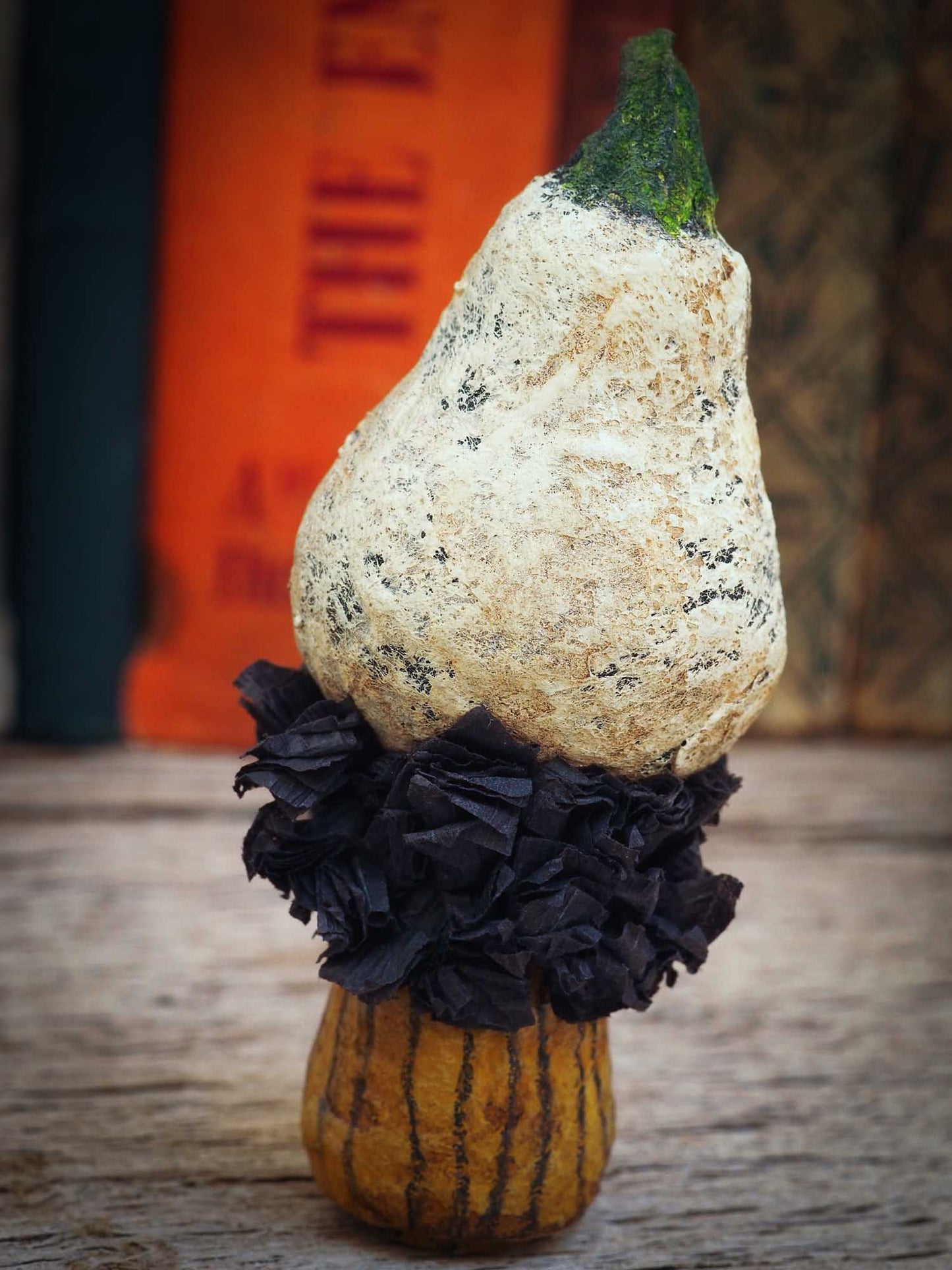 Adorable Kawaii Halloween Kokeshi mini art doll by Danita. Perfect decoration in organic spun cotton can be used as Halloween decoration for you perfect home decor.