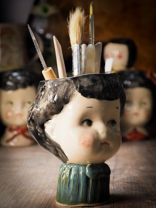 WINTERDEW - CERAMIC VASE