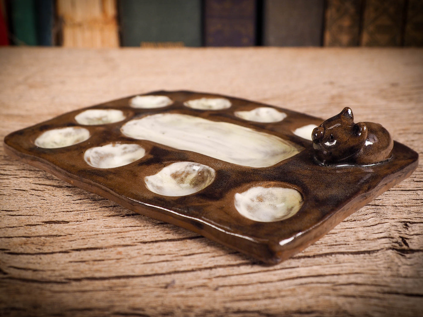 Original handmade ceramic artist paint color palettes by Idania Salcido, Danita Art. A unique work of ceramic art designed and hand built Idania Salcido. A beautiful handmade touch to any artist's studio with handmade glazed ceramic good for watercolors acrylics inks and oil paints. Clean with water or mineral spirits.