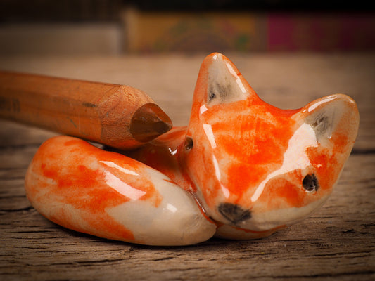 Original handmade ceramic artist color pencil brush holder by Idania Salcido, Danita Art. Unique ceramic art designed and hand built Idania Salcido. A beautiful handmade touch to any artist's studio with handmade glazed ceramic good for watercolors acrylics inks and oil paints. Clean with water or mineral spirits.