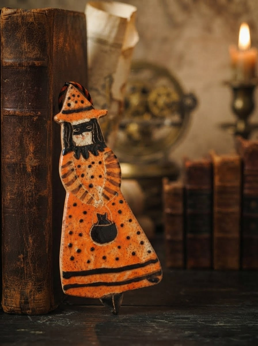 HALLOWEEN ORNAMENT #104 - GARLICMEADOW