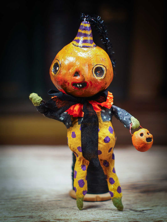 Adorable handmade spun cotton art doll figurines by Idania Salcido (Danita Art) are perfect as Halloween Home Decor. Ghosts, Pumpkins, Witches, Devils and more!