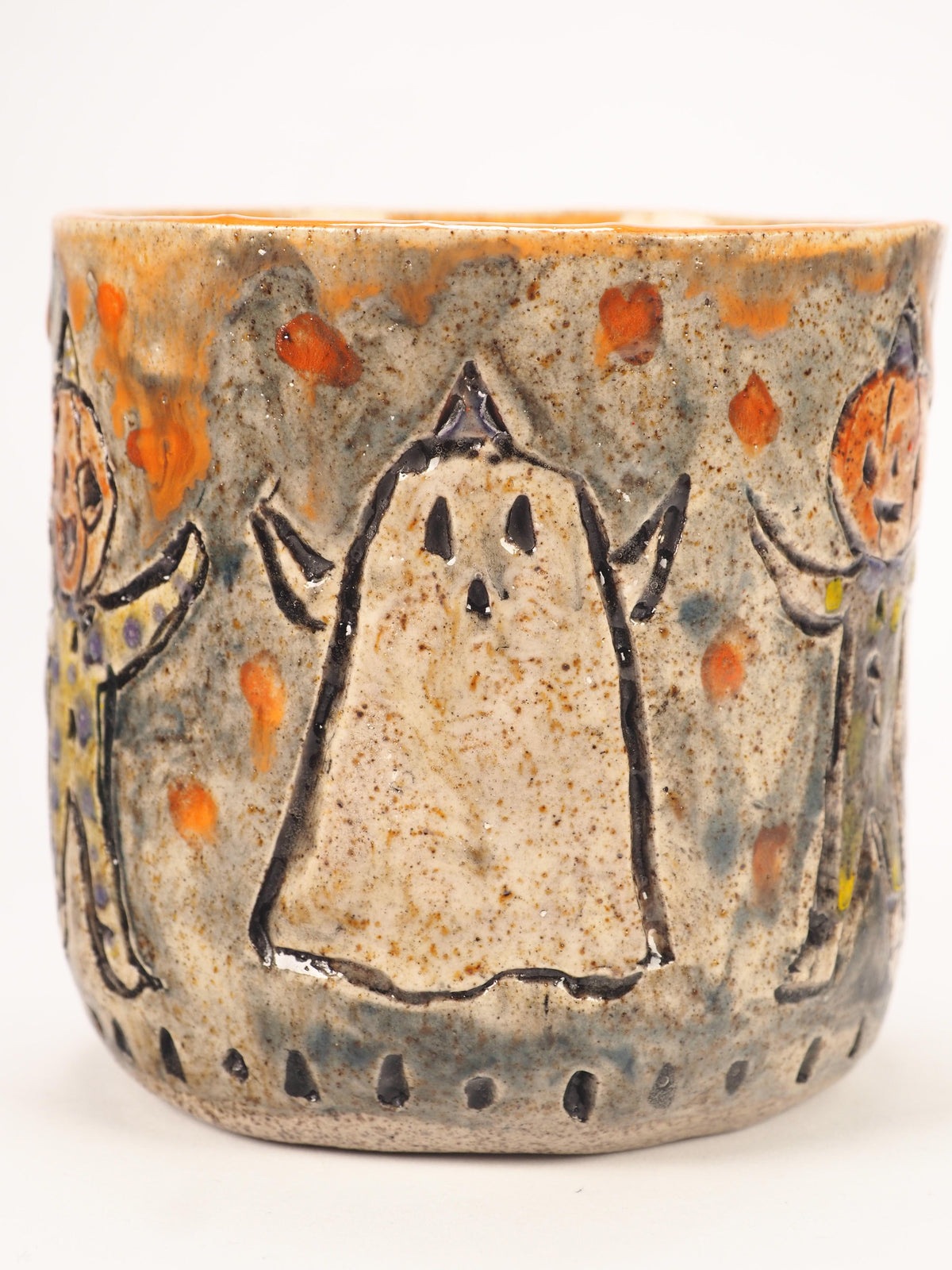 THE SPOOKY FRIENDS CIRCLE