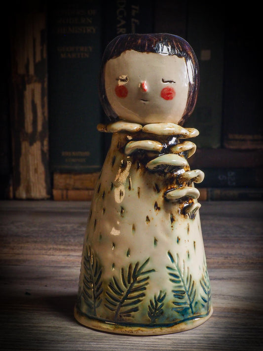 A beautiful original ceramic sculpture by idania salcido the artist behind Danita Art. Created with hand build techniques by the hands of the artists, this pieces is inspired by the mushrooms growing in the beautiful woodlands and forests of her imagination.