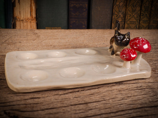 Original handmade ceramic artist paint color palettes by Idania Salcido, Danita Art. A unique work of ceramic art designed and hand built Idania Salcido. A beautiful handmade touch to any artist's studio with handmade glazed ceramic good for watercolors acrylics inks and oil paints. Clean with water or mineral spirits.