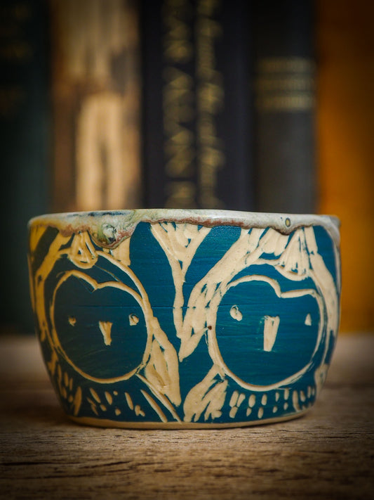 An original Christmas fire glazed ceramic handmade piece by Idania Salcido, the artist behind Danita Art. Glazed, carved sgraffito stoneware, hand painted and decorated, it is illustrated by hand with snowmen, Christmas trees, Santa Claus, angels and snow balls and winter themes.